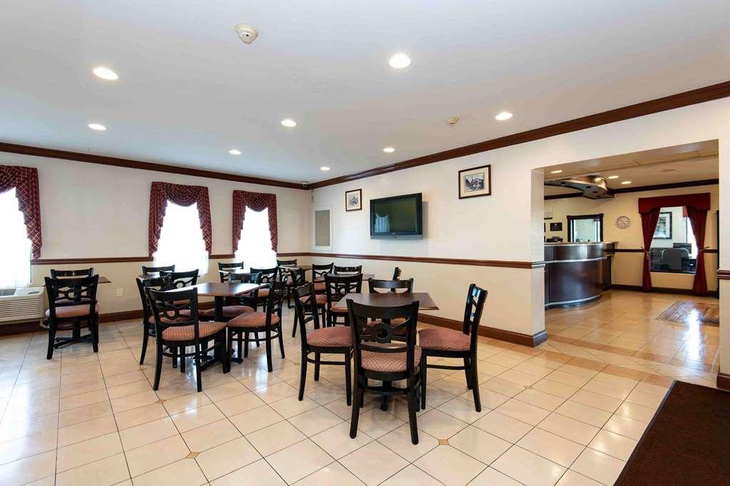 Quality Inn & Suites Quakertown-Allentown Restaurant bilde