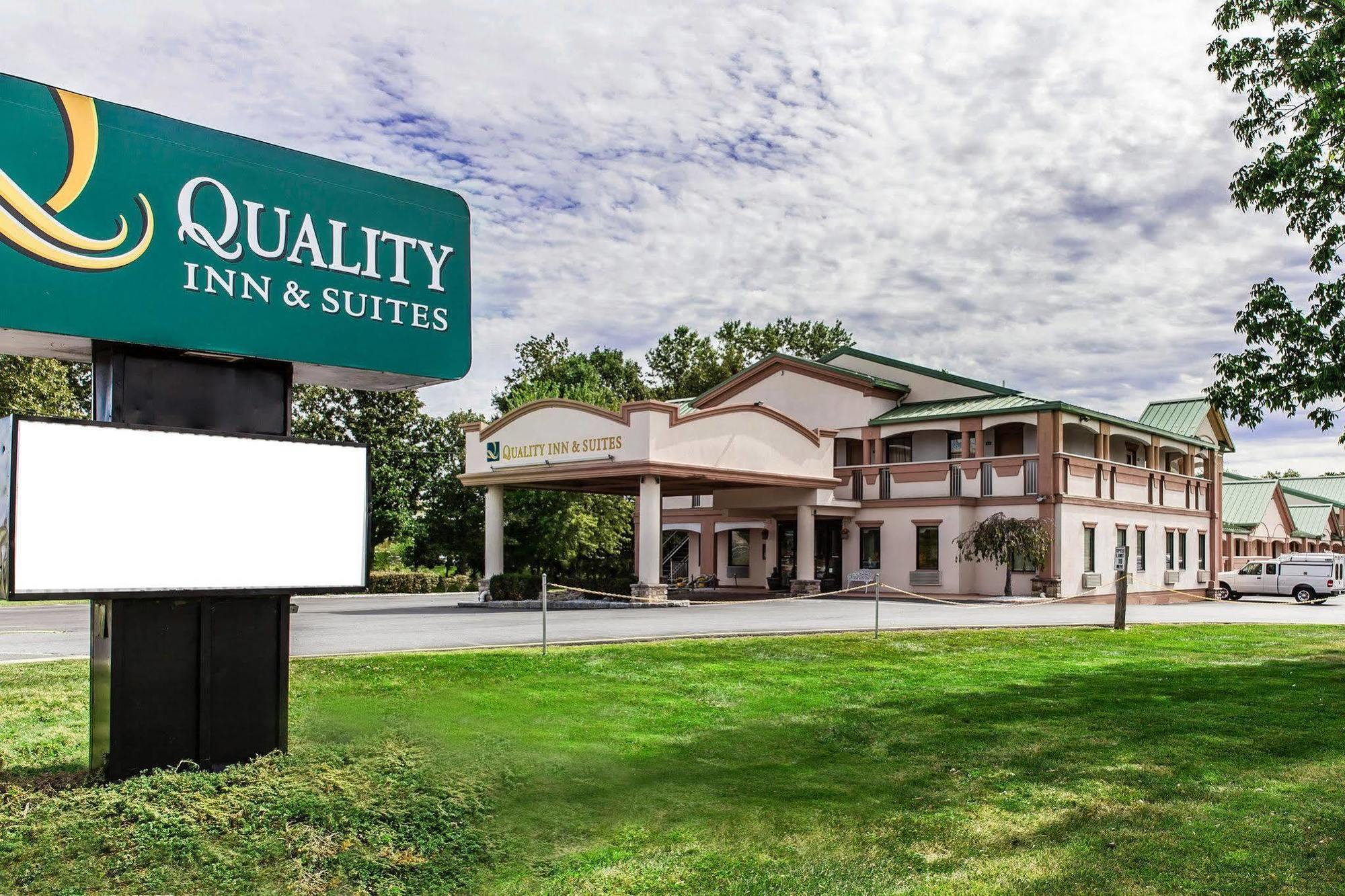 Quality Inn & Suites Quakertown-Allentown Eksteriør bilde