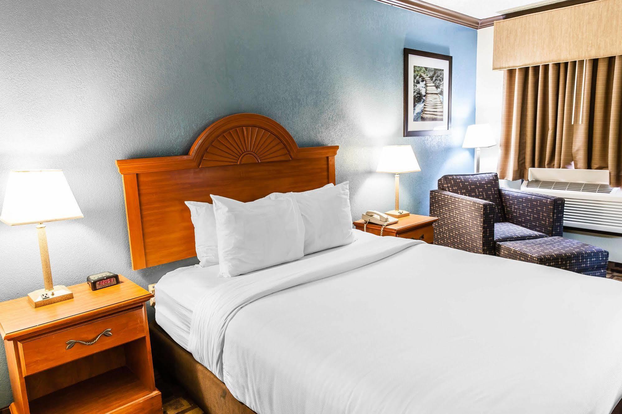 Quality Inn & Suites Quakertown-Allentown Eksteriør bilde