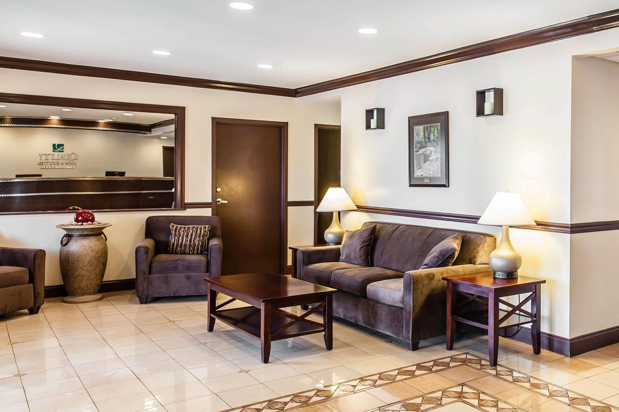 Quality Inn & Suites Quakertown-Allentown Eksteriør bilde